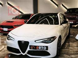 الفا روميو Giulia